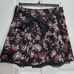Black Axes Femme Floral Culottes